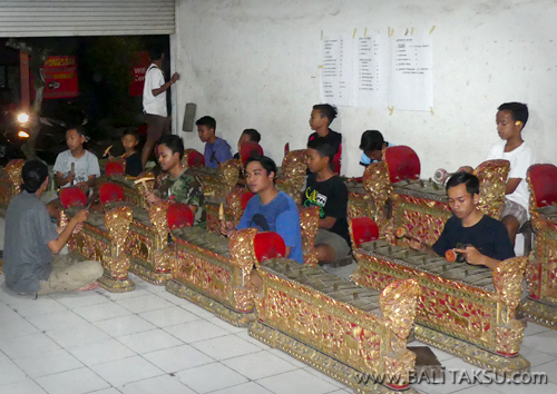 Youth Gamelan Group Starts Practicing Gamelan for Legong Dance 