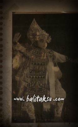 Balinese Makeup Artist Tutca