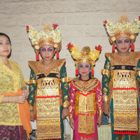 sri padma legong lasem, pura desa dan puseh peliatan temple